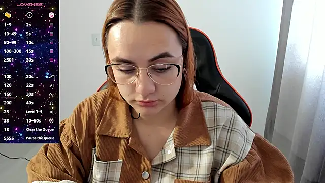 Snapshot of maryluna95 chatting on October 29, 2025, 2:41 pm maryluna95 online show from October 29, 2025, 2:41 pm