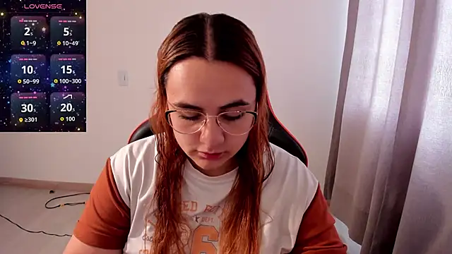 Snapshot of maryluna95 chatting on November 27, 2025, 8:11 pm maryluna95 online show from November 27, 2025, 8:11 pm