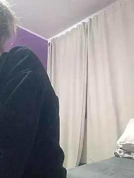 BritneyHudson online show from October 26, 2025, 3:01 am