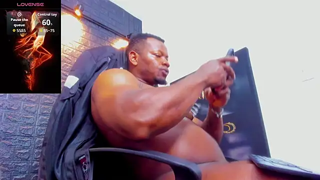 tommike online show from March 31, 2026, 2:39 pm