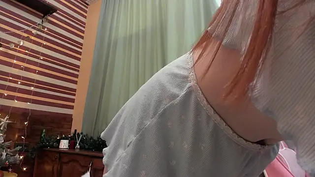 Snapshot of MilanaMua chatting on December 14, 2025, 7:47 am MilanaMua online show from December 14, 2025, 7:47 am