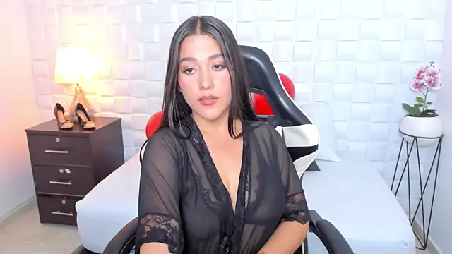 ivette bocelly online show from February 15, 2025, 3:09 am