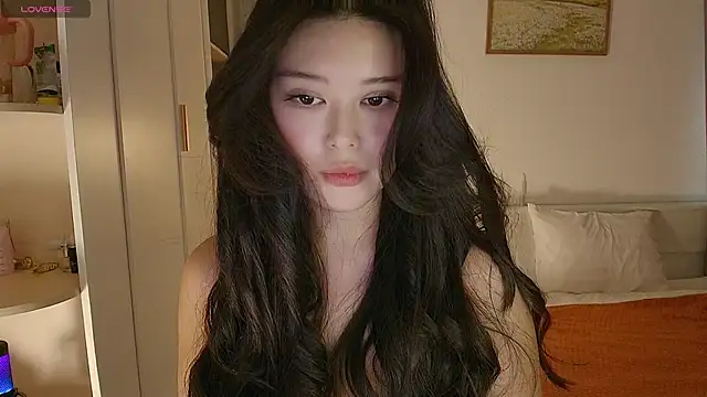 Snapshot of tenderlybaee chatting on November 6, 2025, 4:35 am tenderlybaee online show from November 6, 2025, 4:35 am