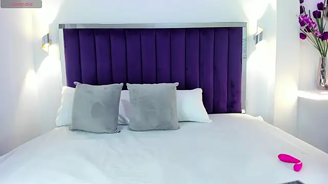 LindsyCater online show from January 10, 2025, 12:15 pm