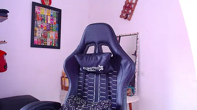 Rachell  420 online show from November 13, 2025, 3:55 pm