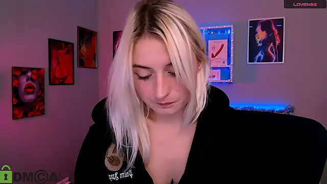 Snapshot of melisa_white1 chatting on January 15, 2026, 8:45 pm melisa white1 online show from January 15, 2026, 8:45 pm