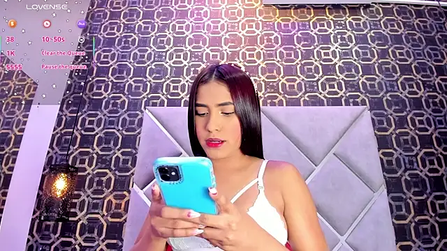 Snapshot of CherryBlossom23 chatting on October 22, 2025, 1:39 am CherryBlossom23 online show from October 22, 2025, 1:39 am