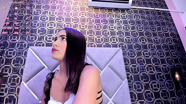 Snapshot of CherryBlossom23 chatting on November 4, 2025, 1:38 am CherryBlossom23 online show from November 4, 2025, 1:38 am