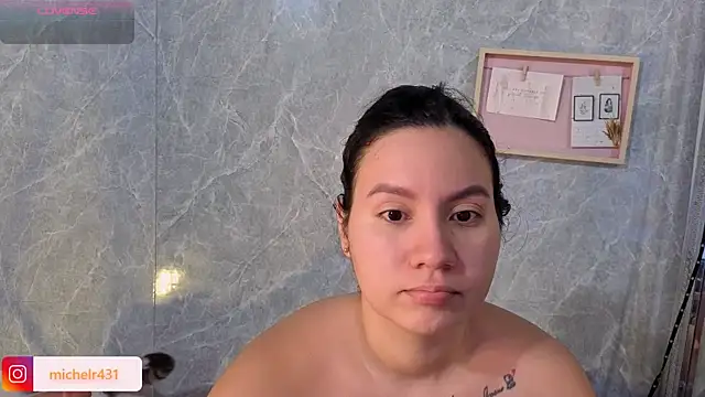 Mia  reys online show from April 16, 2026, 12:39 pm