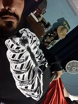 GILBERTHOR92 online show from December 18, 2025, 8:53 am