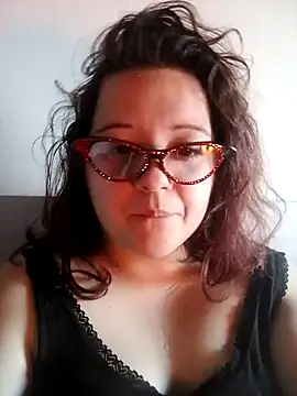 icecream1609 online show from January 13, 2026, 10:09 am