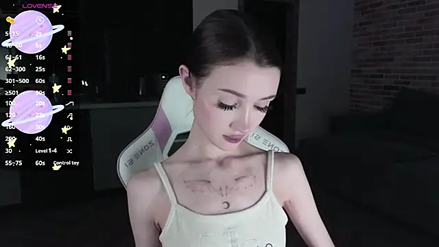 Snapshot of sweetiebones chatting on February 16, 2025, 2:21 pm sweetiebones online show from February 16, 2025, 2:21 pm