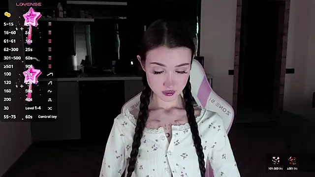 Snapshot of sweetiebones chatting on February 26, 2025, 8:04 am sweetiebones online show from February 26, 2025, 8:04 am