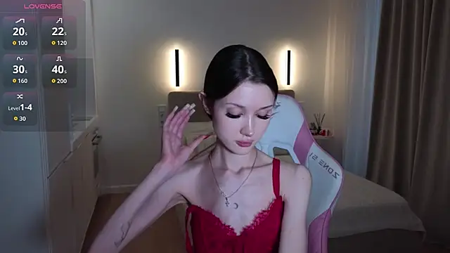 Snapshot of sweetiebones chatting on February 14, 2026, 10:45 am sweetiebones online show from February 14, 2026, 10:45 am