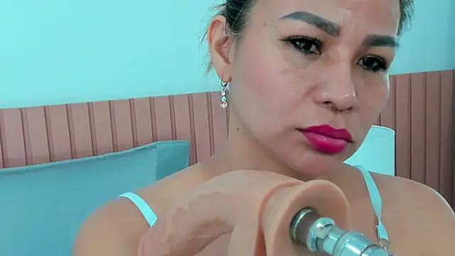 Snapshot of katia_expensive chatting on March 18, 2025, 11:30 am katia expensive online show from March 18, 2025, 11:30 am