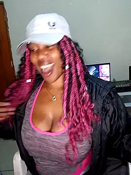 Snapshot of PerfectionBerrie chatting on November 16, 2025, 7:30 pm PerfectionBerrie online show from November 16, 2025, 7:30 pm