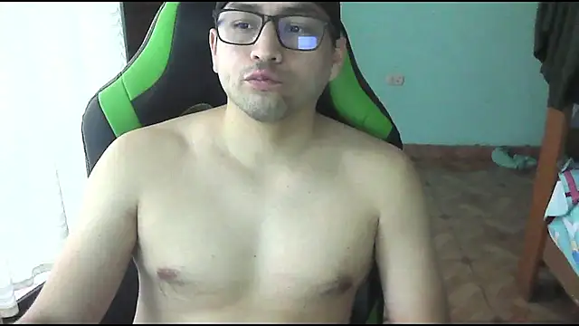 Snapshot of Allen_ibe chatting on November 24, 2025, 7:24 pm Allen ibe online show from November 24, 2025, 7:24 pm