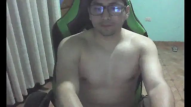 Snapshot of Allen_ibe chatting on December 16, 2025, 3:22 am Allen ibe online show from December 16, 2025, 3:22 am