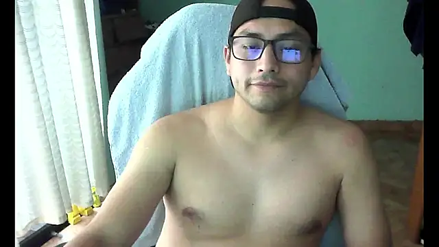 Snapshot of Allen_ibe chatting on February 7, 2026, 6:11 pm Allen ibe online show from February 7, 2026, 6:11 pm