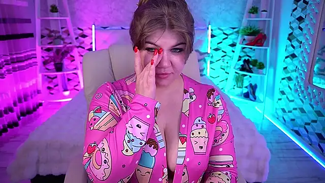 GabbieJay online show from May 15, 2026, 1:18 pm