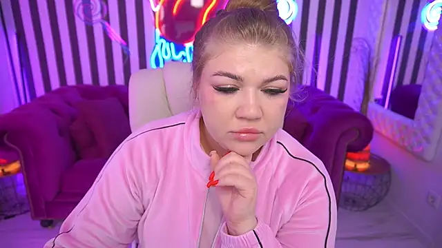 GabbieJay online show from May 20, 2026, 12:55 pm