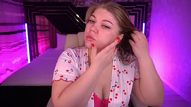 GabbieJay online show from June 25, 2026, 1:37 pm