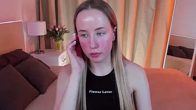 Snapshot of Cassie_Kelman chatting on January 17, 2025, 8:55 pm Cassie Kelman online show from January 17, 2025, 8:55 pm