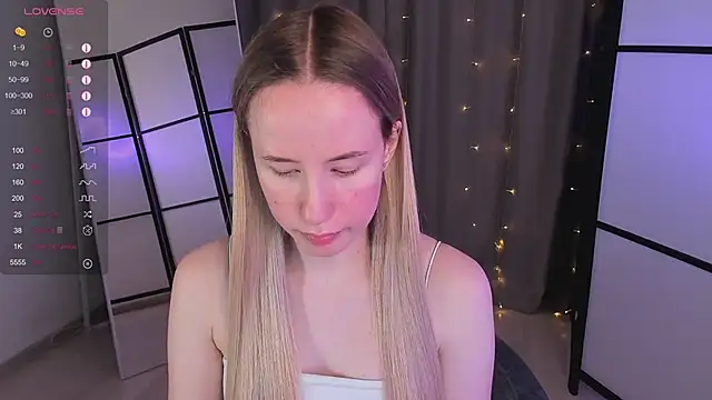 Snapshot of Cassie_Kelman chatting on February 8, 2025, 12:06 am Cassie Kelman online show from February 8, 2025, 12:06 am