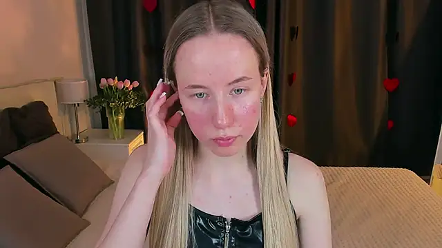 Snapshot of Cassie_Kelman chatting on February 14, 2025, 9:21 pm Cassie Kelman online show from February 14, 2025, 9:21 pm