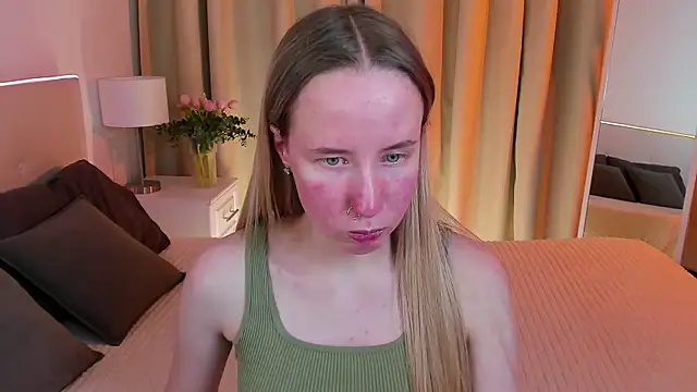 Snapshot of Cassie_Kelman chatting on February 23, 2025, 3:13 am Cassie Kelman online show from February 23, 2025, 3:13 am