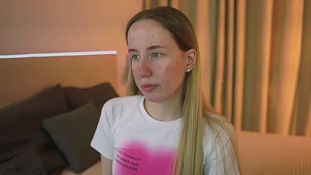 Snapshot of Cassie_Kelman chatting on March 13, 2025, 3:22 am Cassie Kelman online show from March 13, 2025, 3:22 am