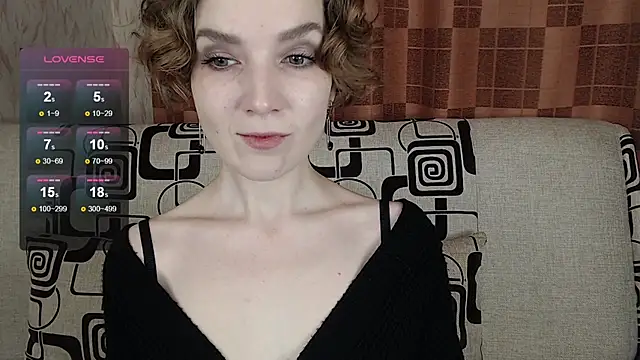 Snapshot of TinaWince chatting on February 21, 2026, 4:35 am TinaWince online show from February 21, 2026, 4:35 am