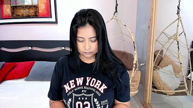  alaiasmile  online show from June 28, 2026, 5:30 pm