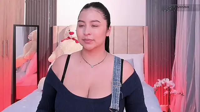  alaiasmile  online show from July 13, 2026, 1:47 pm