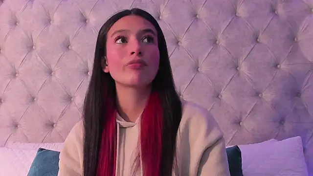 Snapshot of dafne_bss chatting on January 16, 2026, 5:44 am dafne bss online show from January 16, 2026, 5:44 am