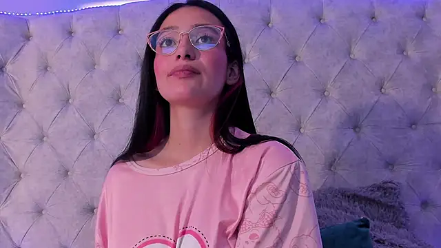 Snapshot of dafne_bss chatting on February 23, 2026, 3:37 am dafne bss online show from February 23, 2026, 3:37 am