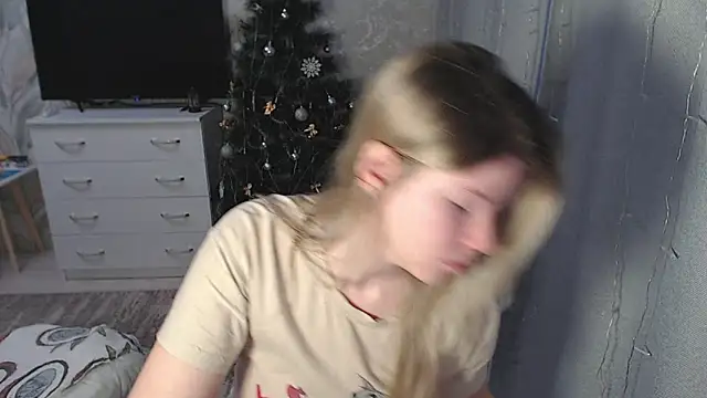 Snapshot of MelissaXKinky chatting on January 15, 2025, 3:11 am MelissaXKinky online show from January 15, 2025, 3:11 am