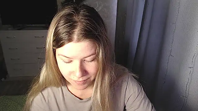 Snapshot of MelissaXKinky chatting on January 16, 2025, 8:22 am MelissaXKinky online show from January 16, 2025, 8:22 am