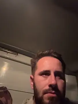 Snapshot of GeoGeorgee chatting on November 25, 2025, 4:07 pm GeoGeorgee online show from November 25, 2025, 4:07 pm