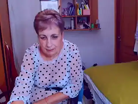 Snapshot of Victoria5643 chatting on December 1, 2024, 9:59 pm Victoria5643 online show from December 1, 2024, 9:59 pm