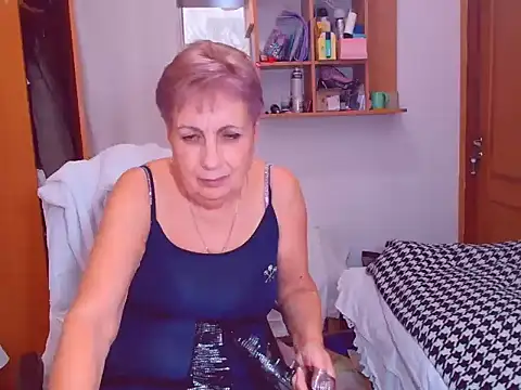 Snapshot of Victoria5643 chatting on December 23, 2024, 10:23 pm Victoria5643 online show from December 23, 2024, 10:23 pm