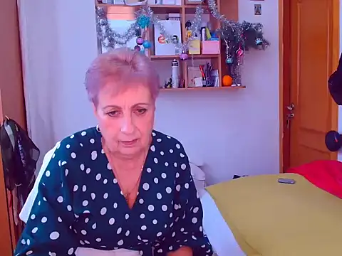 Snapshot of Victoria5643 chatting on December 29, 2024, 9:28 am Victoria5643 online show from December 29, 2024, 9:28 am