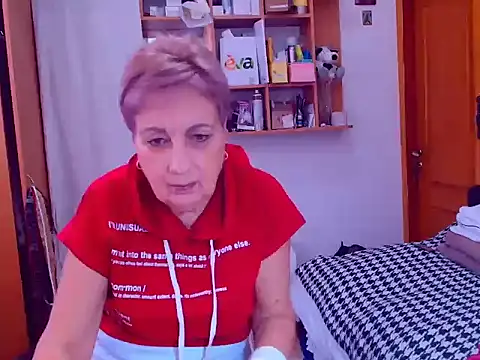 Snapshot of Victoria5643 chatting on January 25, 2025, 7:38 am Victoria5643 online show from January 25, 2025, 7:38 am