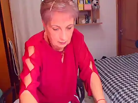 Snapshot of Victoria5643 chatting on January 27, 2025, 6:41 pm Victoria5643 online show from January 27, 2025, 6:41 pm