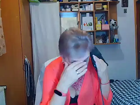 Snapshot of Victoria5643 chatting on February 8, 2025, 6:01 pm Victoria5643 online show from February 8, 2025, 6:01 pm