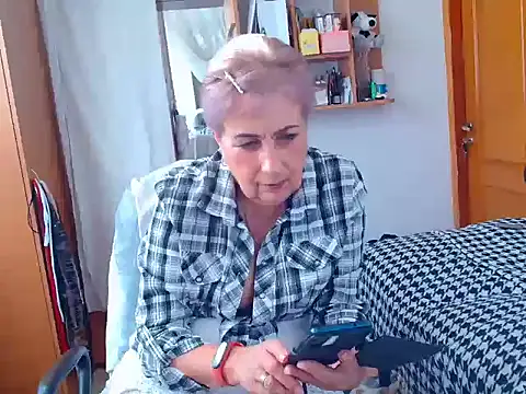 Snapshot of Victoria5643 chatting on February 9, 2025, 12:41 pm Victoria5643 online show from February 9, 2025, 12:41 pm