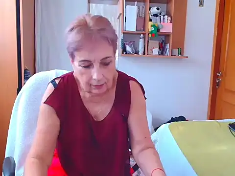 Snapshot of Victoria5643 chatting on February 22, 2025, 9:23 am Victoria5643 online show from February 22, 2025, 9:23 am