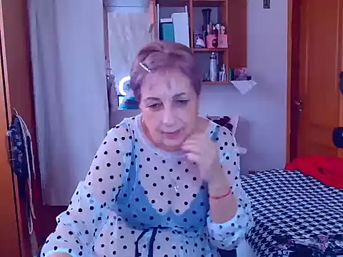 Snapshot of Victoria5643 chatting on March 16, 2025, 10:33 am Victoria5643 online show from March 16, 2025, 10:33 am