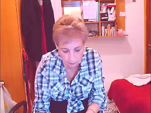 Snapshot of Victoria5643 chatting on September 30, 2025, 6:13 pm Victoria5643 online show from September 30, 2025, 6:13 pm