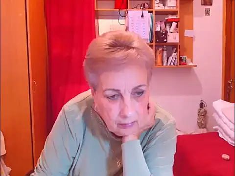 Snapshot of Victoria5643 chatting on October 16, 2025, 2:51 pm Victoria5643 online show from October 16, 2025, 2:51 pm